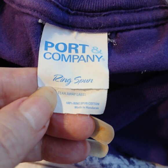 Women's Port & Company Graphic Cat Mugshot Tee Shirt Purple GUC - Picture 5 of 5